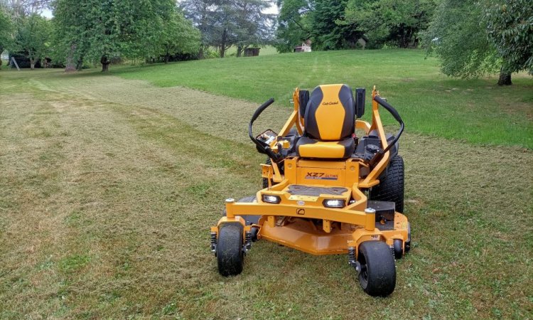 Tondeuse pour grands espaces vert