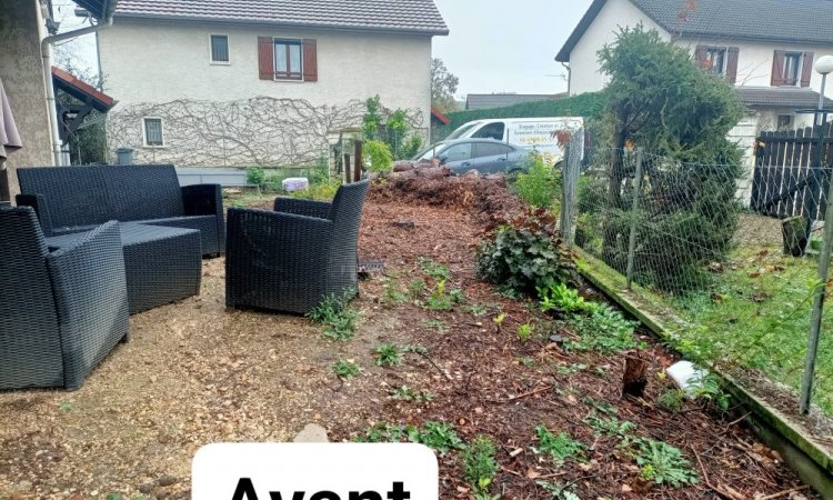 Création et réaménagement paysager - Installation d'une terrasse en bois - Pavage - Plantation à Bourgoin-Jallieu